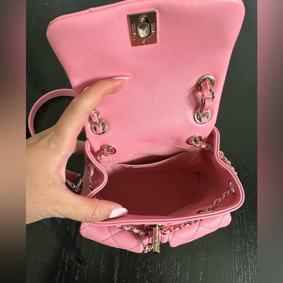 23P CHANEL Duma Backpack Lilac Pink Mini w Pockets Flap Bag  Gold HW 2023 - Picture 7 of 7